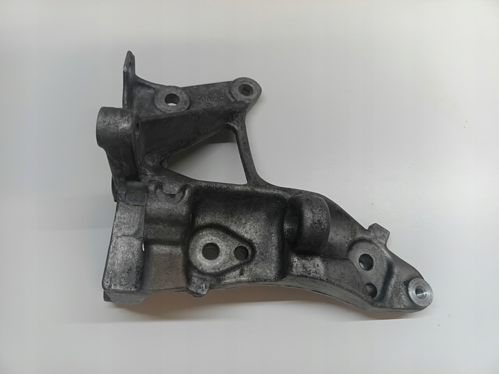 фото №1, Лапи кронштейн генератора citroen volvo mazda 3 peugeot ford psa 1.6 hdi 20