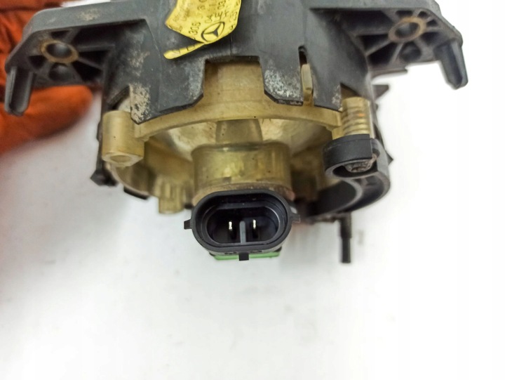 фото №13, Mercedes-benz cls c219 2005 права сторона лампи протитуманні