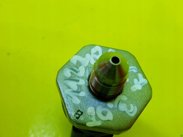 фото №8, Датчик тиску пального a8 d4 a6 c7 3.0 tfsi cre