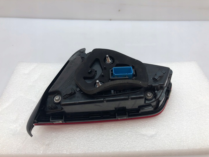 фото №8, Лампа vw passat b8 sedan сторона права