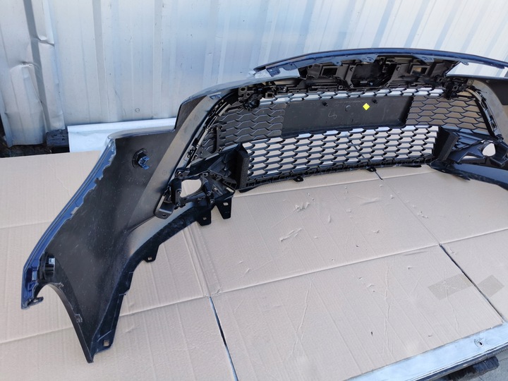 фото №14, Toyota corolla xii e21 18-22 бампер переднее b.ładny hb значок 53112-02b10