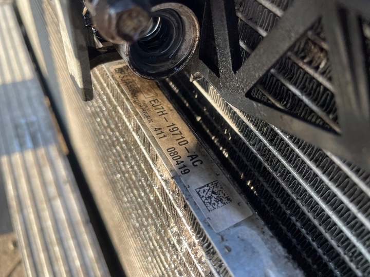 фото №8, Kuga mk2 рестайлинг 2.0 tdci комплект радиатор вентиляторы + руль воздуха