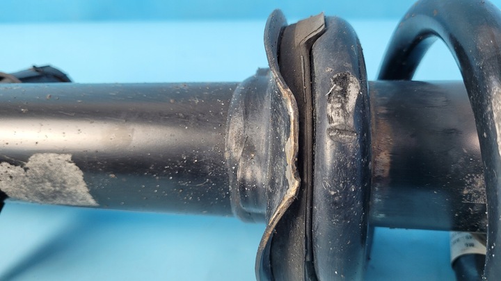 фото №7, Bmw x6 iii g06 21r амортизатор праві перед vdc 6896440