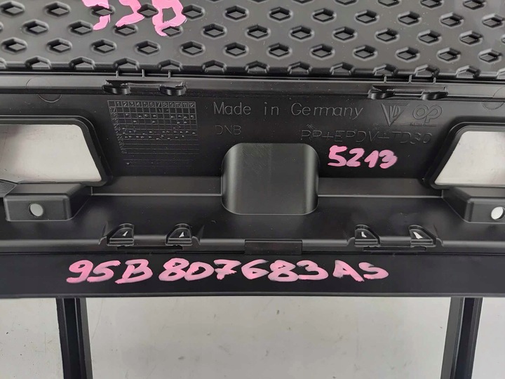 фото №11, Porsche macan 95b решётка решётка бампера средняя 5213