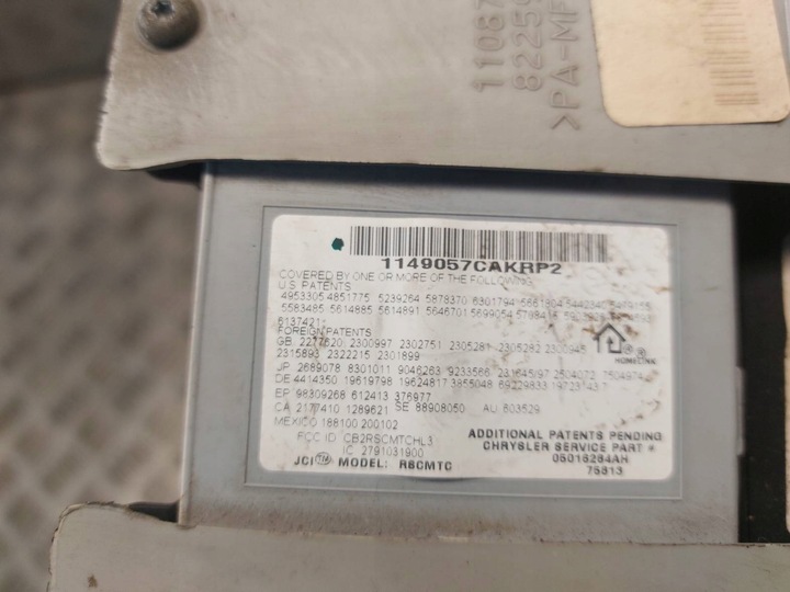 фото №6, Лампа потолок chrysler grand voyager iv рестайлинг 1108754