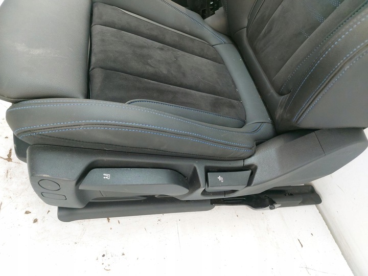 фото №8, Bmw i4 g26 4 гран купе, 2023 сиденья диван кожаные алькантара перед зад