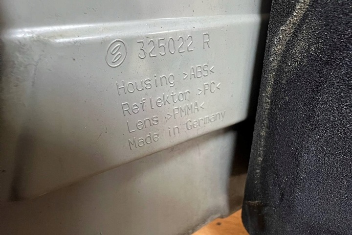 фото №11, Лампа правая задняя bmw 7 e65, e66, e67 325022 3.0l дизель 170kw 2006