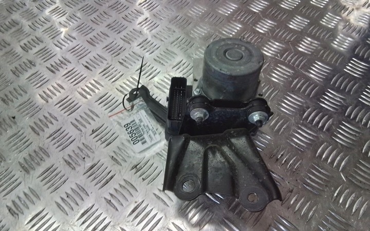 фото №4, Toyota yaris cross насос abs 445400d510