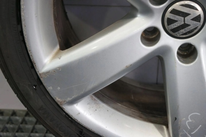 фото №11, Диск aluminowa алюмінієвий диск 5x112 r17 vw passat cc рестайлінг 3c8601025e