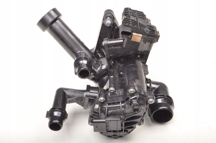 фото №8, Toyota supra mk5 3.0 gr bmw g20 g21 g26 g30 насос води клапан 8642559