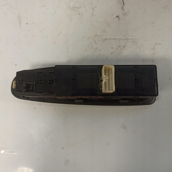 фото №12, Hyundai elantra переключатель стекло 935702d100 621w03580 620w05290