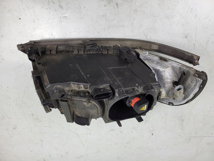 фото №12, Audi s8 d2 a8 4.2 рестайлинг 00r лампа левая ксенон европа