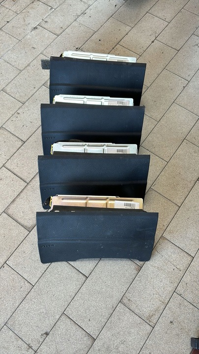 фото №1, Подушка kolanowanówka подушка безопасности vw sharan ii 7n1880841c 7n1880841d оригинал