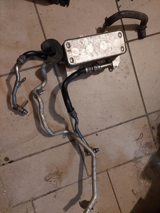 фото №1, Радіатор масла 4h0317021h audi a8 d4 4h0317021h