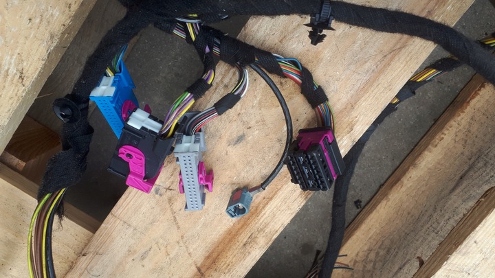 фото №10, S4 b8 рестайлінг a4 джгут установка камери зад