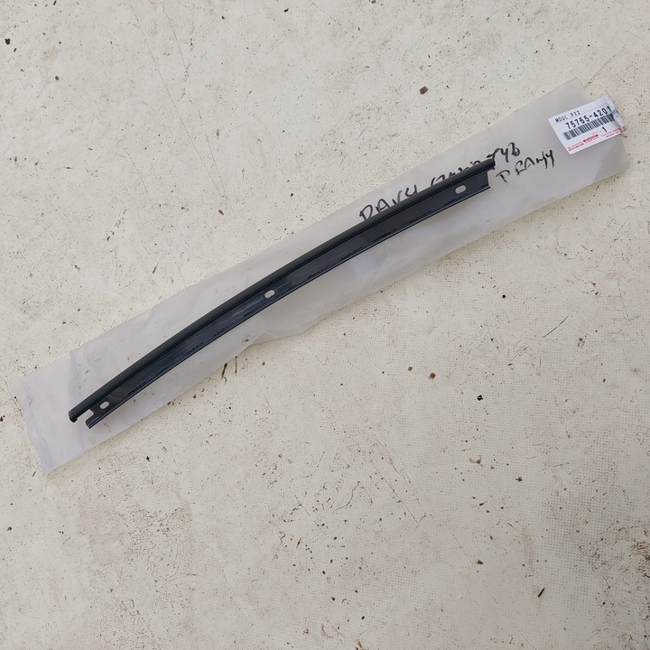 фото №1, Планка стёкла дверь правые зад rav 4 v 75765-42010