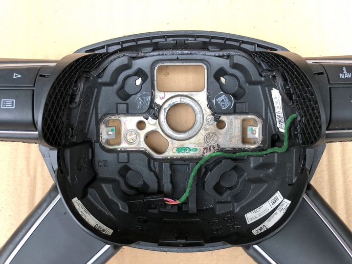 фото №9, Руль кожа мультифункция audi q3 ноль wytać