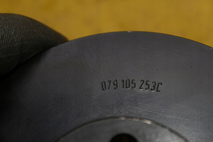 фото №5, Колесо ременное audi r8 4.2 fsi byh 079105253c