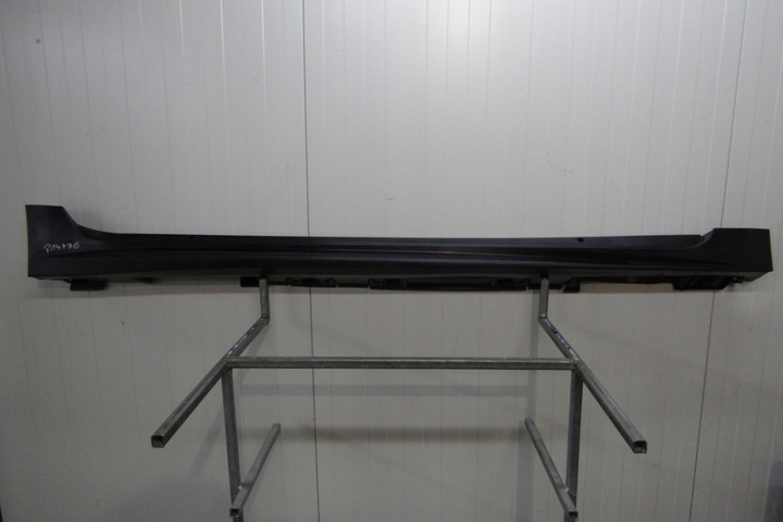 фото №1, Планка пороговая правая toyot corolla gr sport hb e21