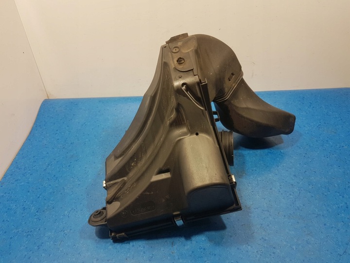 фото №7, Bmw 1 e87 2.0 120d корпус фільтра повітря 7797460