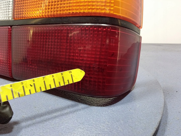 фото №9, Volvo 740 sedan 84-90 лампа зад права задня