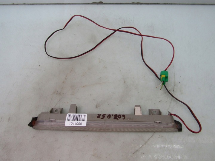 фото №1, 607 05r третє світло сплав сплаву w кришка багажника