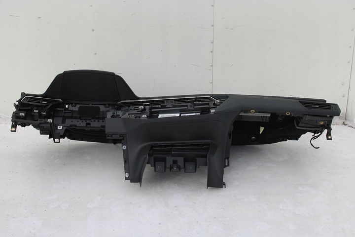 фото №13, Audi q8 e-tron консоль pulpit 4m 4kl857001 панель роздавальна капот pulpit