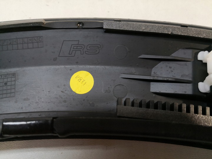 фото №8, Планка накладка крыльев audi q8 s-line rsq8 4m8 p