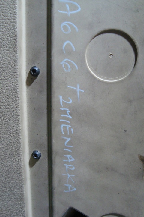 фото №9, Чейнджер бардачок пассажира audi a6 c6 европа 04-11