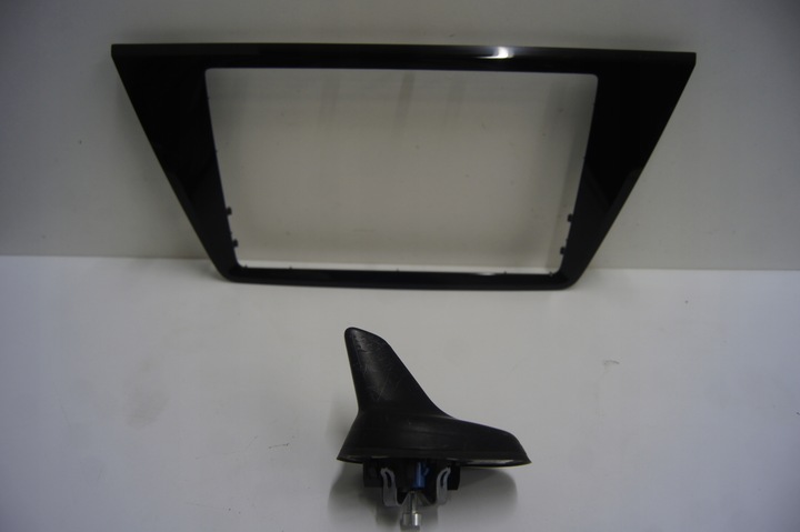 фото №13, Радіо навігація рамка дисплей touran iii 1.6 tdi