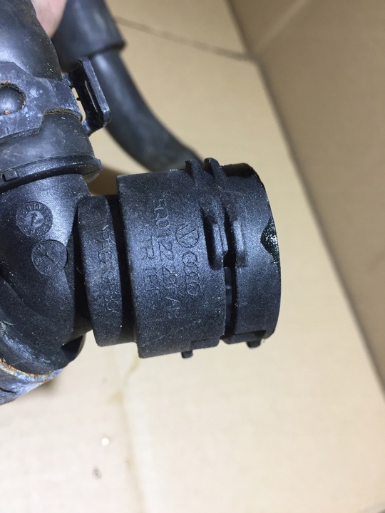 фото №10, A3 8v 2.0 tfsi шланг трубка шланг води 5q0121070ab