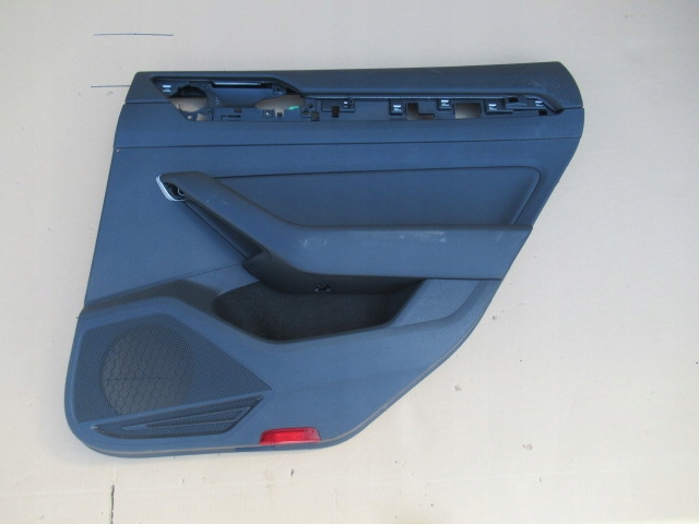 фото №1, Боковина оббивка двері правий перед шкіра vw arteon 3g8