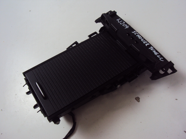 фото №8, Бардачок середній mercedes glk x204 a2046806450