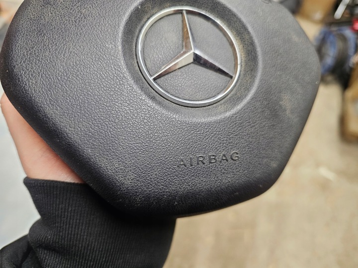 фото №8, Mercedes e-klasa w212 рестайлинг подушка подушка водителя