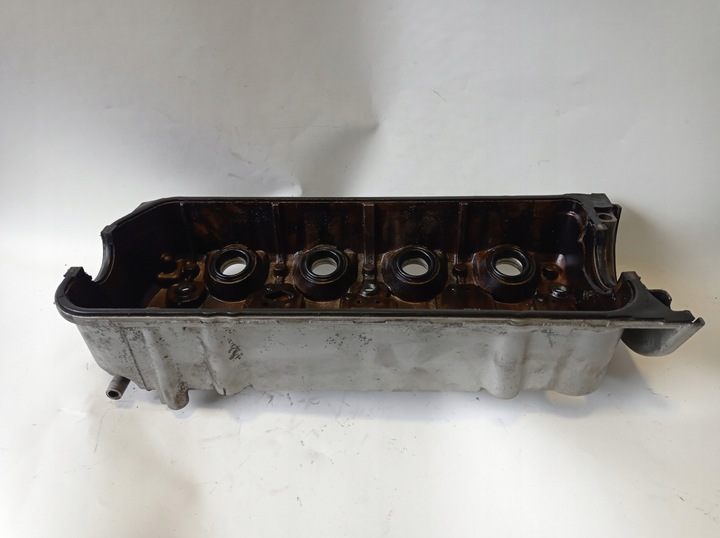 фото №6, Крышка клапанов honda civic vi 1.4 16v d14a3
