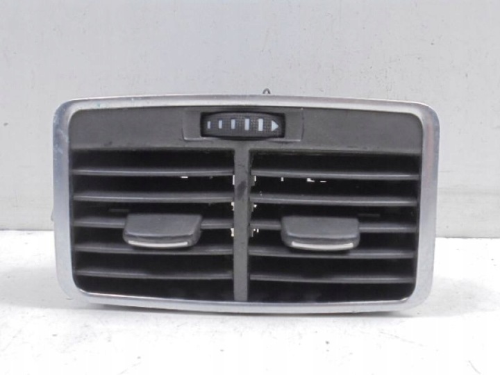 фото №9, Audi a6 c6 повітропровід повітря решітка 4f0819203