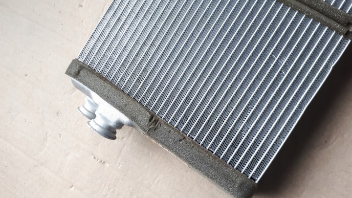 фото №4, Sq5 8r q5 отопитель воды радиатор behr