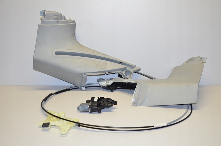 фото №7, Audi a4 8w універсал ролета 8w9863553 сітка 8w9861691