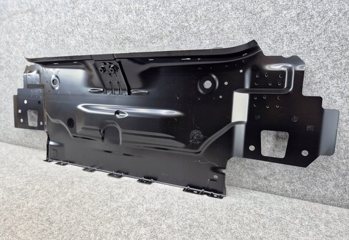 фото №7, Vw passat b8 панель поперечный стена закрывающая pas задний оригинальный номер 3g5813301a