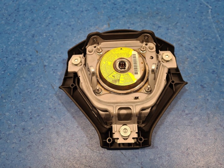 фото №6, Subaru impreza ii подушка водителя x 45a ej204