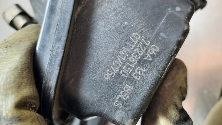 фото №10, Коллектор всасывающий vw golf v 1.6b 07r 06a133185ls