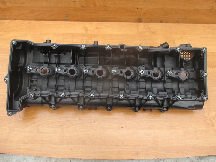 фото №7, Bmw f10 f15 f25 3.0 n57 крышка клапанов 7823181 11127823181