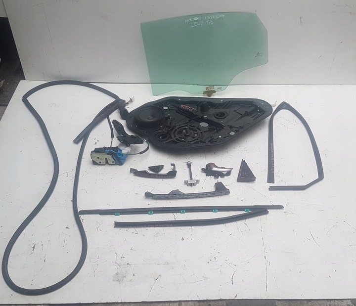 фото №3, Стекло дверь правая левая перед зад hyundai i30 ii 5 дверь хэтчбек 11-17