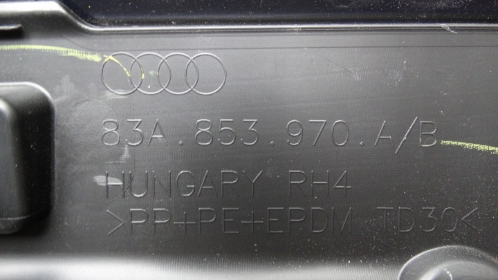 фото №7, Audi q3 ii s-line 2018-молдинг наружная нижняя дверь правая зад 83a853970a/b