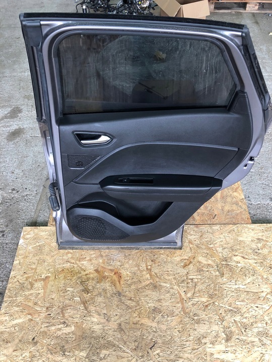 фото №9, Renault captur ii дверь правый зад комплектные