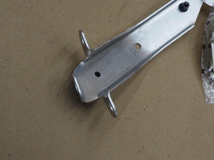 фото №13, Держатель ползун лампы audi r8 420 420805324a