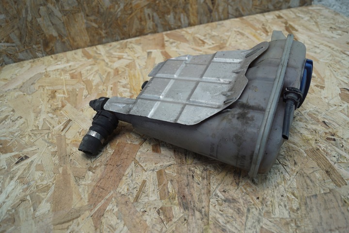 фото №6, Бачок розширювальний audi a4 b8 a5 8k0121405f