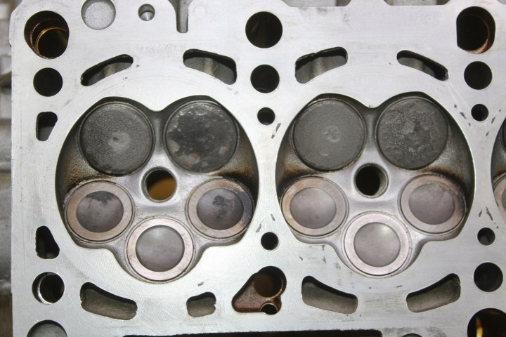 фото №13, Головка audi a4 b6 b7 vw passat b5 2.0 b alt 06b103373am 06b103127n