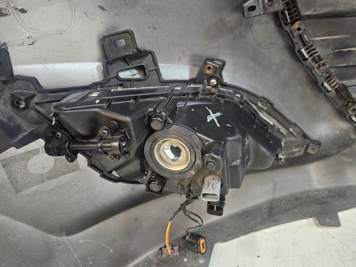 фото №15, Hyundai i30 ii 2 рестайлінг 14- бампер переднє перед галоген решітка 86511-a6000