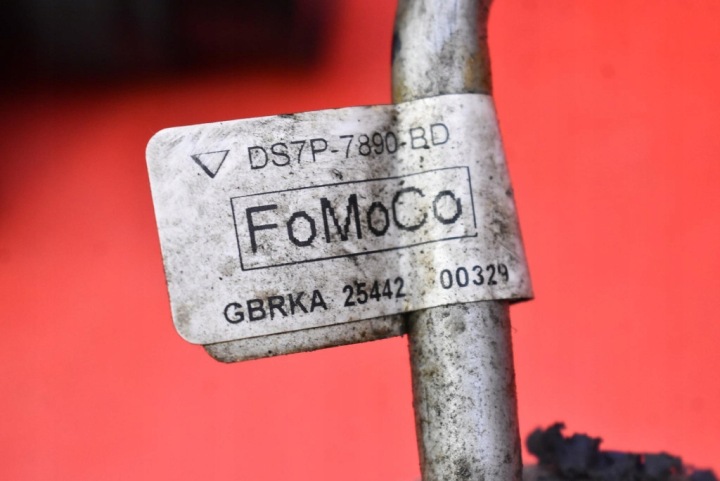 фото №9, Радиатор масла dg93-7a095-ad ford mondeo mk5 2.0 tdci 150 km 14-20